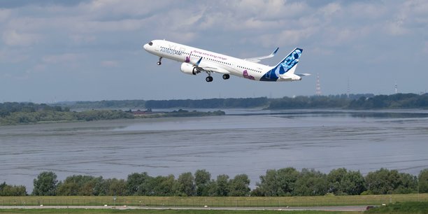 Avions de patrouille maritime : le ministère choisit Airbus