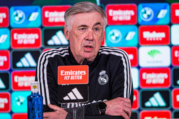 Real : Ancelotti répond à la polémique du Ballon d’Or – Maxifoot