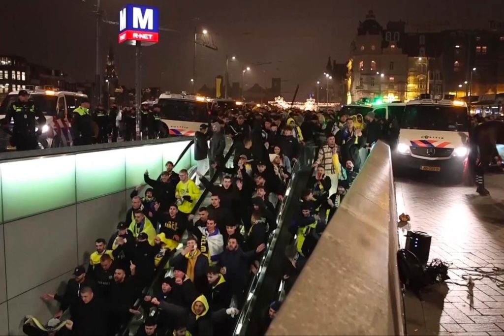 Indignation internationale après les violences à Amsterdam contre les supporters israéliens du Maccabi Tel Aviv