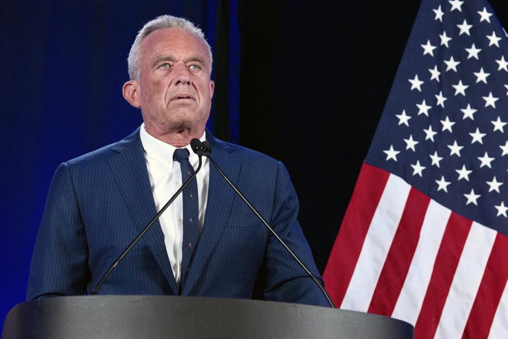 Ajouter du fluor à l’eau potable, une pratique courante aux États-Unis que Robert Kennedy Jr, futur ministre de la Santé de Trump, veut interdire