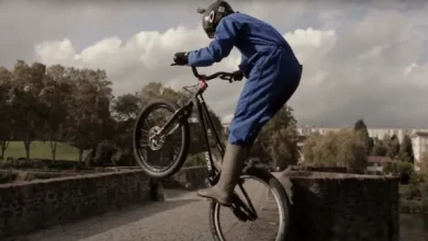 L’Homme en Bleu, mascotte de Limoges malgré lui