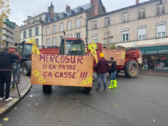 Mobilisation des agriculteurs : les tracteurs reviennent au centre-ville de Limoges