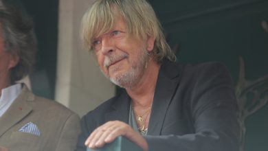 Renaud : inquiétude sur son état de santé, silence après l’annulation surprise de deux concerts