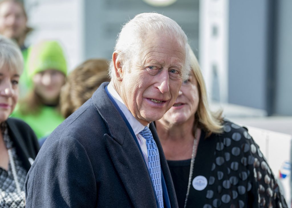 Charles III a 76 ans : sans Camilla pour son anniversaire, les enfants le fêtent