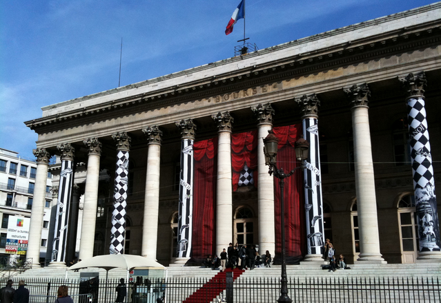 La Bourse de Paris est sacrifiée