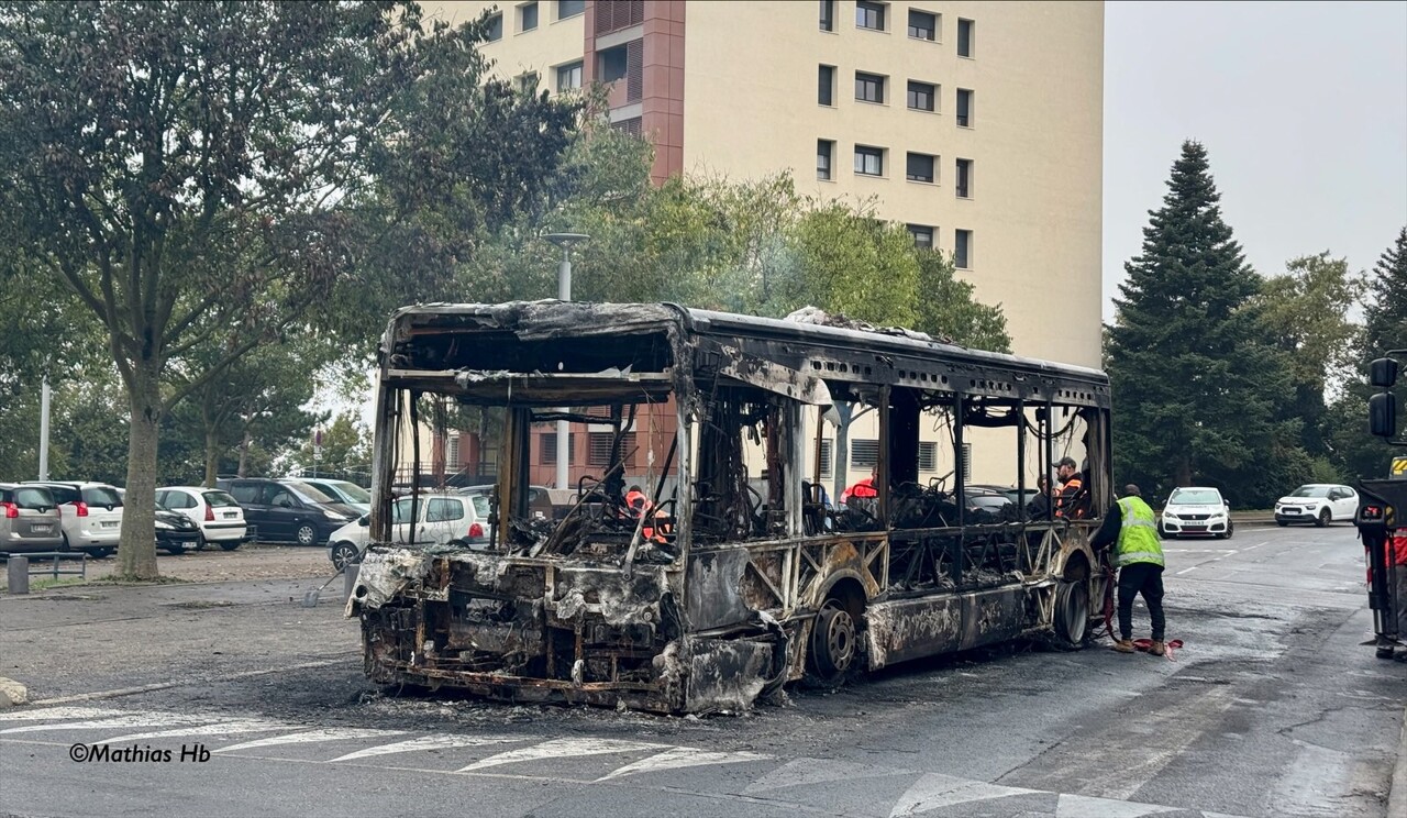 Lyon. Bus incendiés, renforts, sanctions… Le point sur les violences à Rilleux-la-Pape