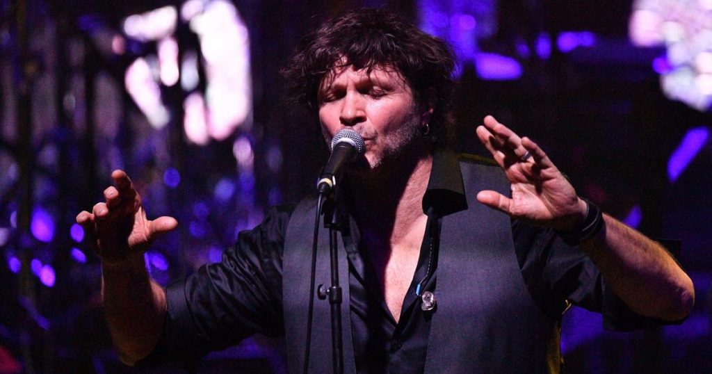 Bertrand Cantat et son groupe annoncent un album pour décembre 2024