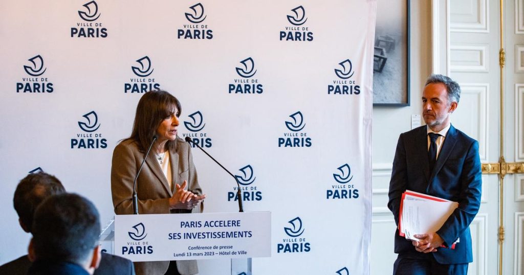 à Paris, la guerre pour la succession d’Anne Hidalgo est lancée