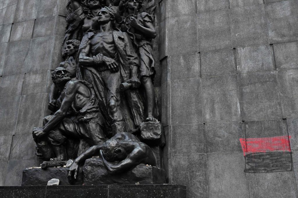 Le ministère polonais des Affaires étrangères dénonce un acte de vandalisme contre le monument de l’insurrection du ghetto de Varsovie