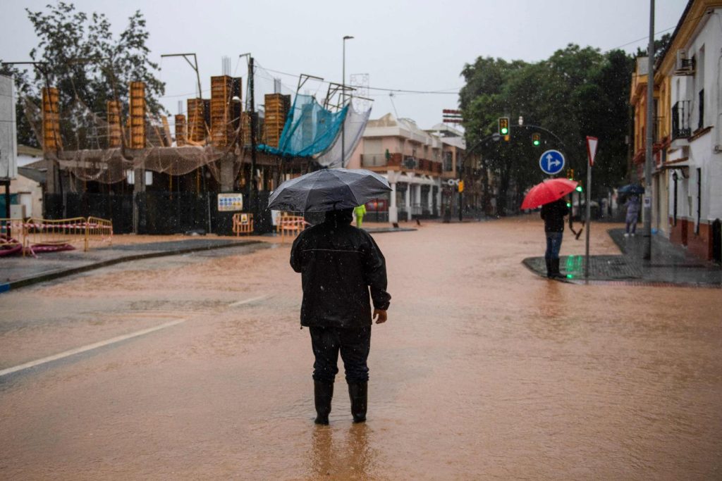 fin de l’alerte rouge aux intempéries dans le sud et l’est du pays, sans nouvelles victimes