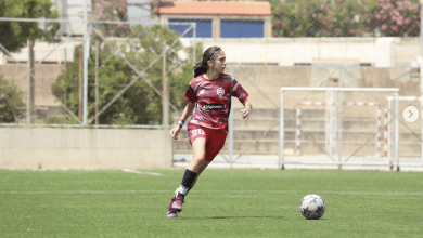 « Ils ont tué son rêve », dénonce la mère d’un footballeur international libanais, dans le coma après une frappe israélienne à Beyrouth