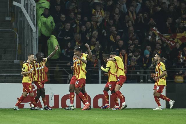 Lens arrache la victoire contre Nantes en fin de match après un ballon de Nicolas Pallois, en Ligue 1