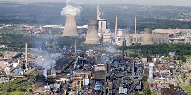 La France redémarre sa principale centrale électrique au charbon