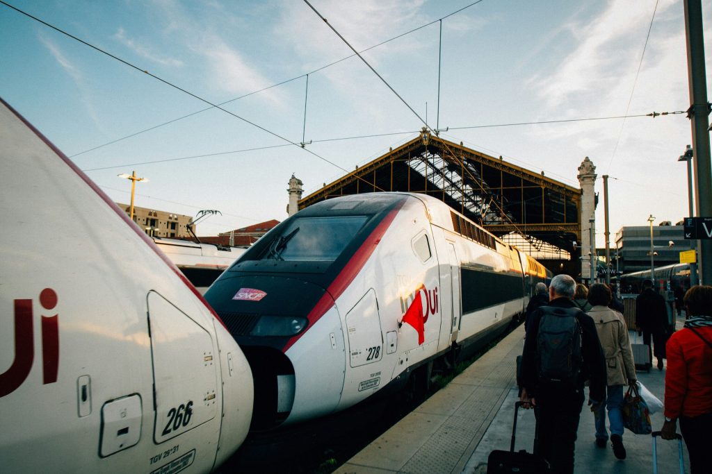 Black Friday : la Carte Avantage SNCF TGV INOUI est à prix cassé, juste à temps pour Noël