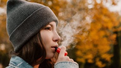 Les scientifiques mettent en garde les fumeurs contre ces arômes de cigarette électronique trop dangereux