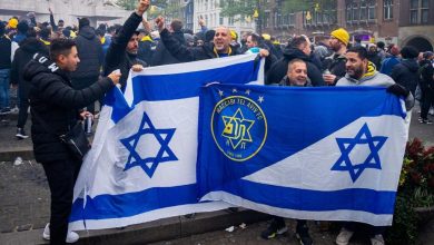 Des supporters israéliens attaqués après le match contre l’Ajax, Israël envoie deux avions de secours