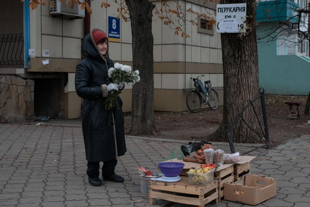 À Pokrovsk, des milliers de civils ukrainiens vivent à portée des canons russes