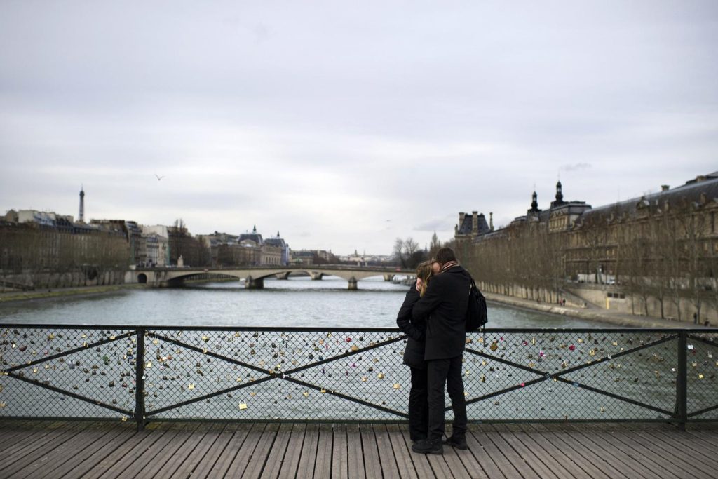 La sexualité a connu des « changements majeurs » en France en dix ans, selon une vaste enquête qui met en évidence une augmentation des relations forcées