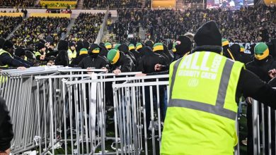 Des supporters en colère tentent d’entrer sur le terrain de la Beaujoire, Nantes-Le Havre interrompu à deux reprises