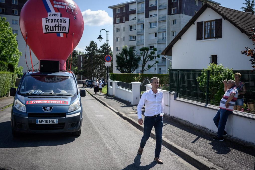 « 2027 est une carte sur la table »