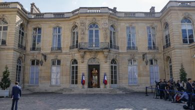 Véhicule de fonction, chauffeur, secrétaire particulier… Les dépenses des anciens premiers ministres ont bondi en 2023