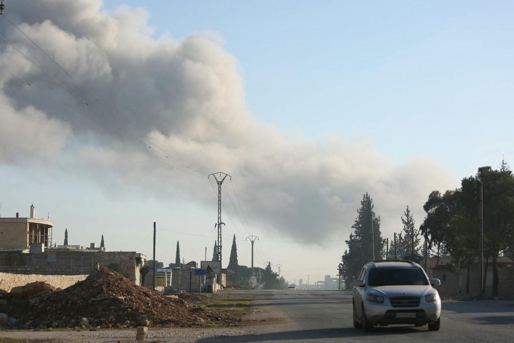 En Syrie, les jihadistes et leurs alliés s’approchent de la ville d’Alep, de violents affrontements sont en cours