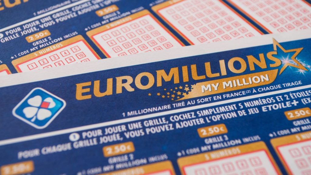 la chance sourira à ces 2 signes astro pour remporter le jackpot de 17 millions d’euros