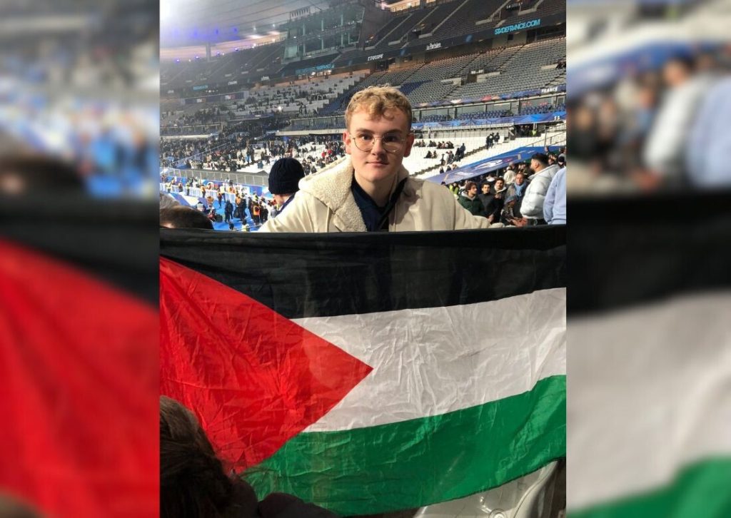 un étudiant bordelais brandit un drapeau palestinien et est exclu du stade