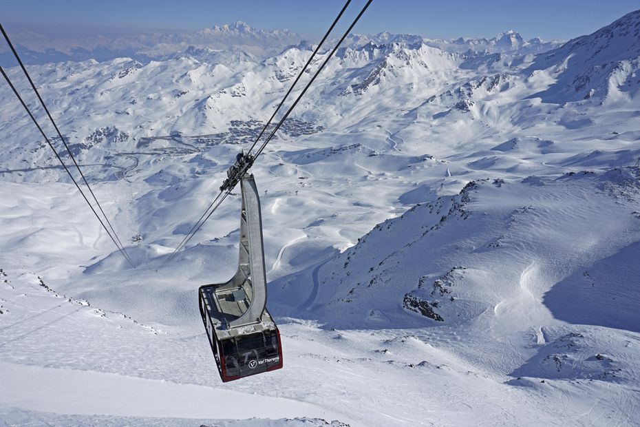 Une télécabine de la gare de Val Thorens s’écrase sur une gare d’arrivée, faisant au moins deux blessés graves