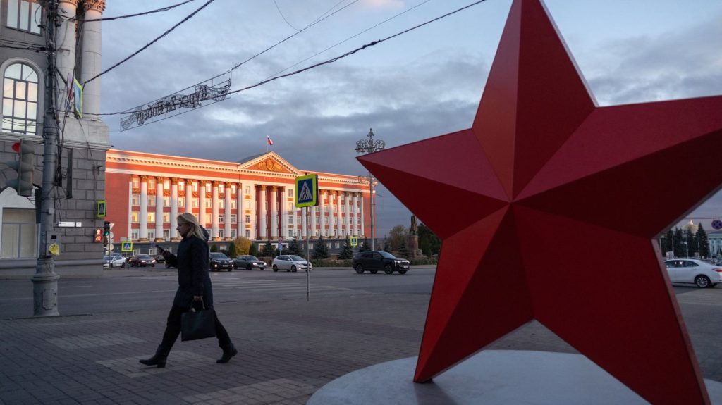 en Russie, la colère des habitants de Koursk contraints de fuir les combats