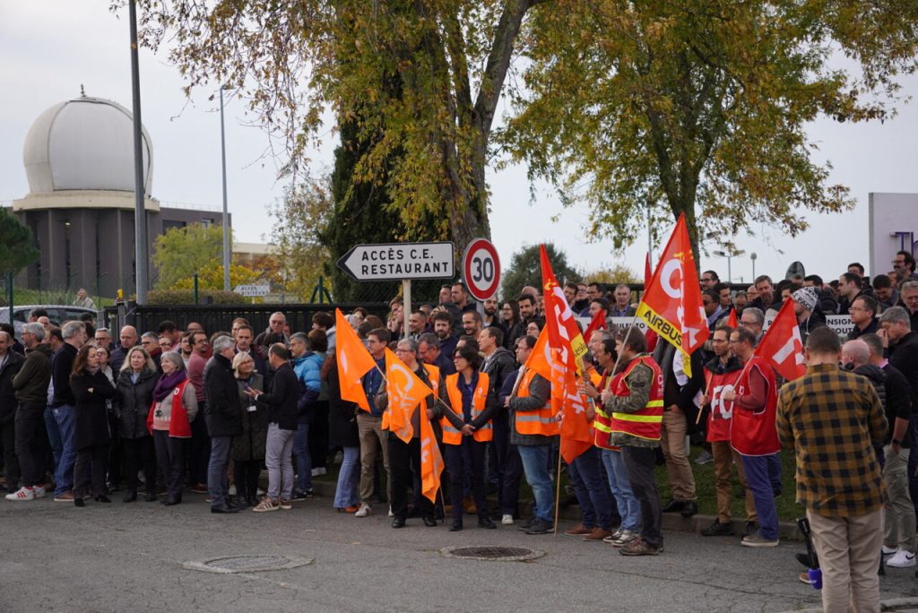 Toulouse. Les salariés de Thales quittent leur emploi pour obliger la direction à se plier à son plan social