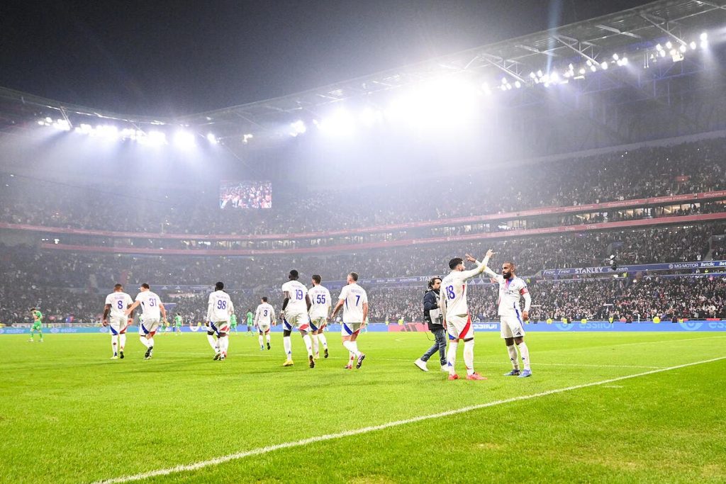 OL : Supporters privés de derby, scandale au Groupama Stadium