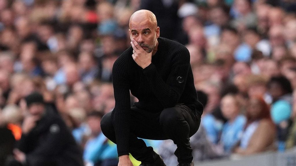 Pep Guardiola s’inflige des blessures avec ses ongles…