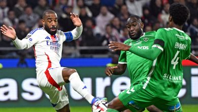 dans une ambiance incandescente, Lacazette offre le derby aux Lyonnais