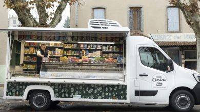 Loire. Avec son « épicerie nomade », Casino relance ses tournées à la campagne