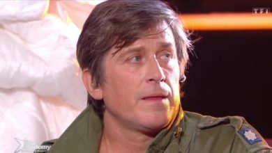 Thomas Dutronc ému en entendant les étudiants reprendre Françoise Hardy