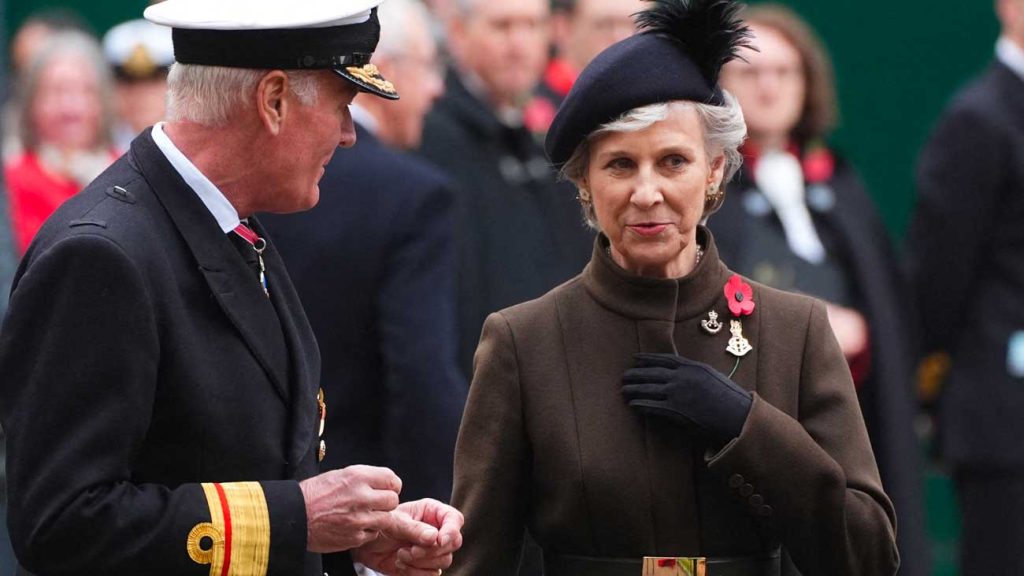 La duchesse de Gloucester remplace la reine Camilla