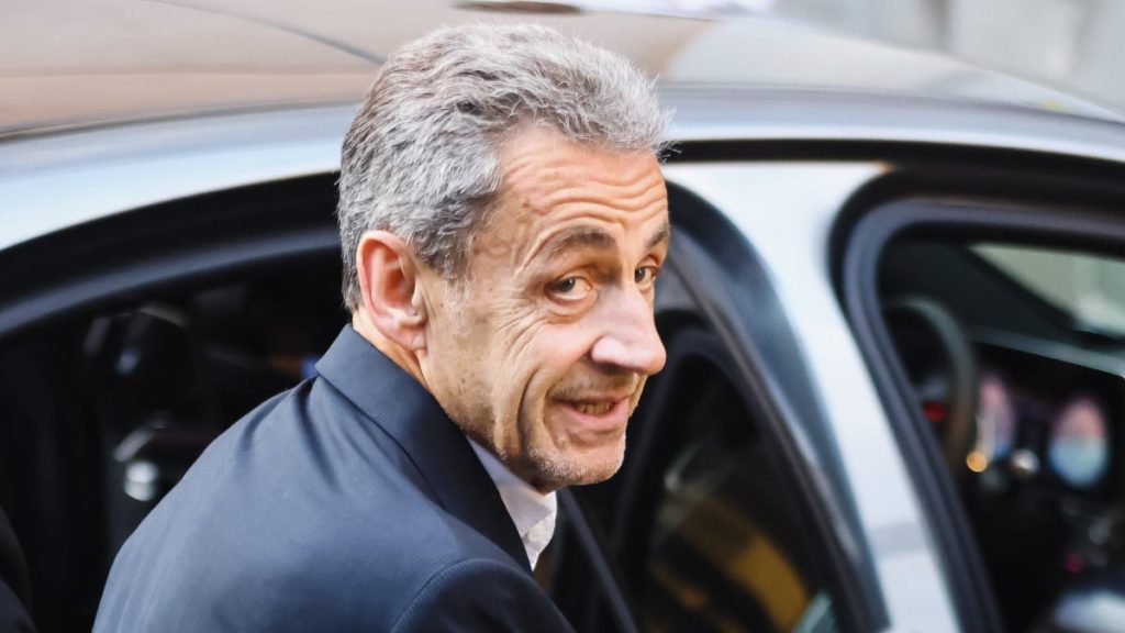 Le nez en difficulté, Pierre Palmade dérape auprès de Nicolas Sarkozy : « Je lui ai proposé… »