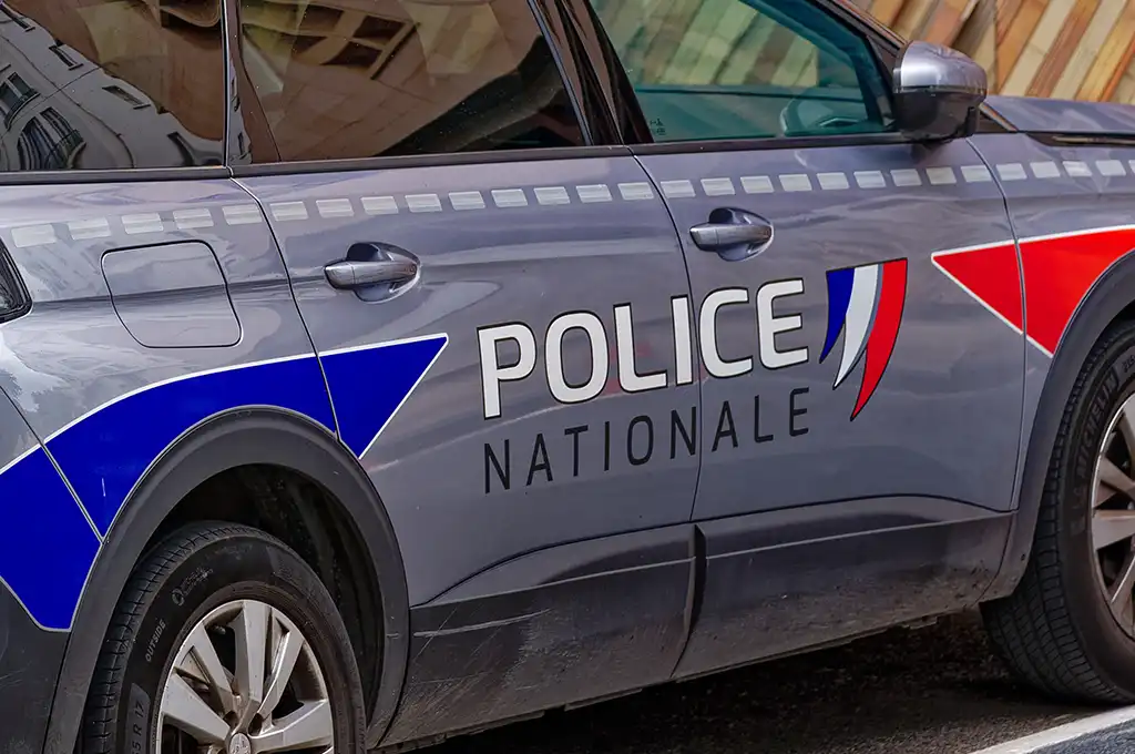 un homme arrêté à Grenoble et écroué