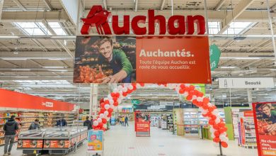 Auchan : un plan social d’envergure attendu, 2 000 à 2 300 emplois menacés en France selon la Lettre A