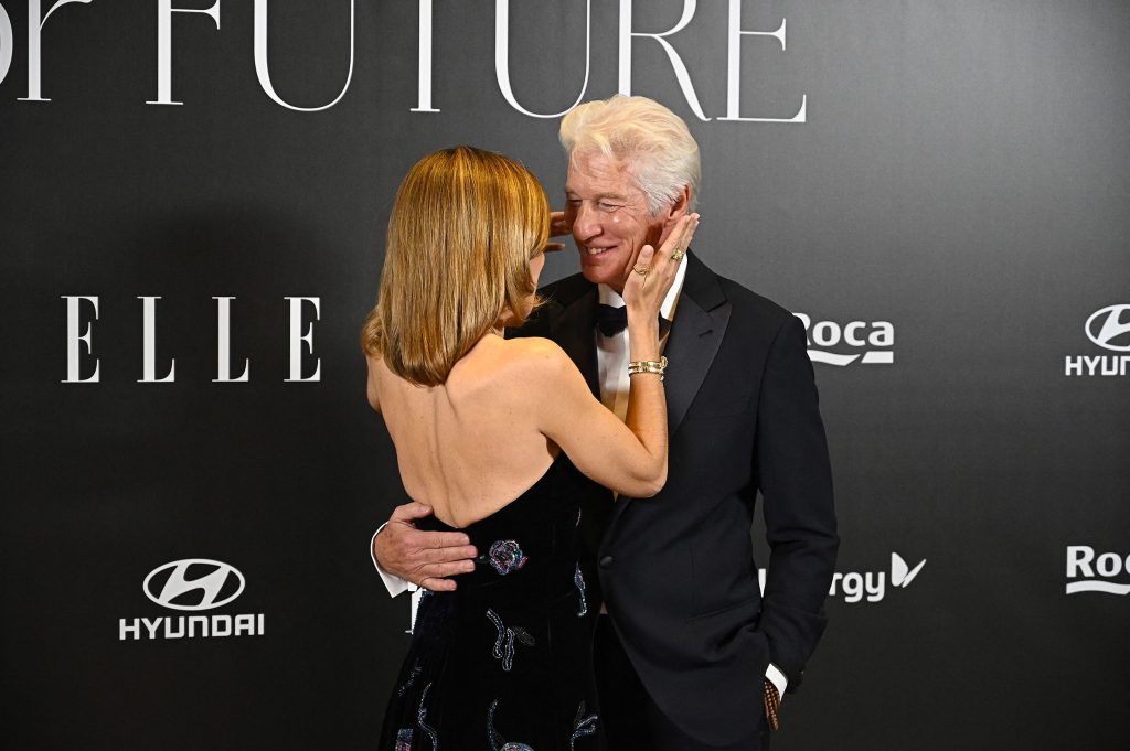 Richard Gere, un homme si tendre et amoureux d’Alejandra Silva sur le tapis rouge