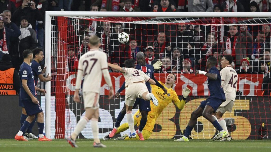 Bayern Munich – PSG : un énorme ballon, 6 arrêts… la prestation contrastée de Matvey Safonov