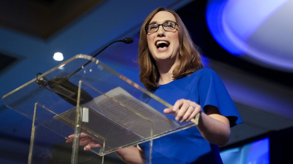 Sarah McBride, première personne transgenre élue au Congrès