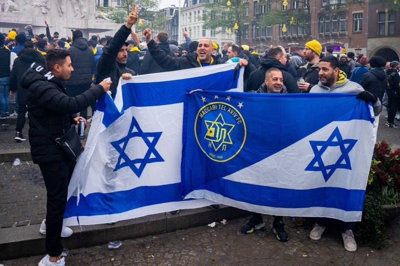 Ce que l’on sait des attaques contre des supporters israéliens en marge d’un match de football à Amsterdam