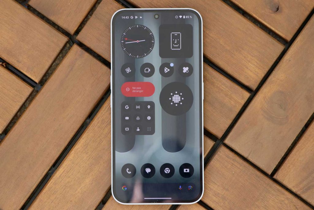 Nothing Phone 2a est un véritable bijou et il ne coûte rien du tout le Black Friday