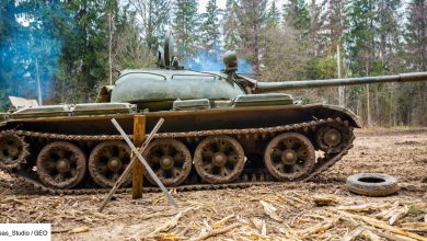 Une société de production cinématographique fait don d’une quarantaine de chars à l’armée russe