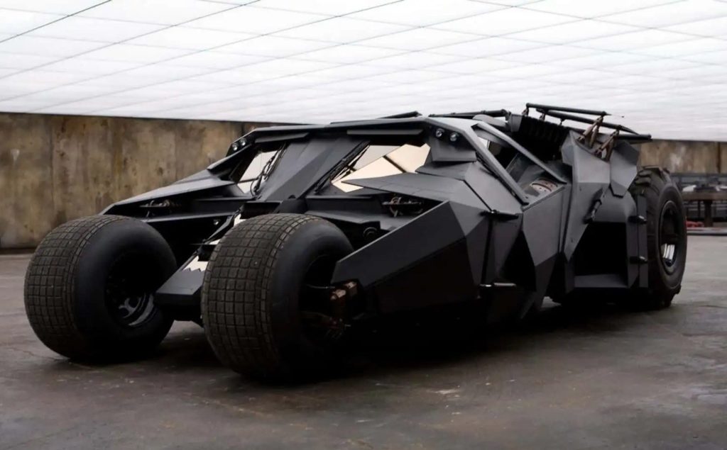 Mettre la Batmobile des films de Christopher Nolan dans votre garage ? C’est désormais possible