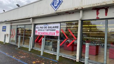 employés de supermarché sans salaire pendant 2 mois