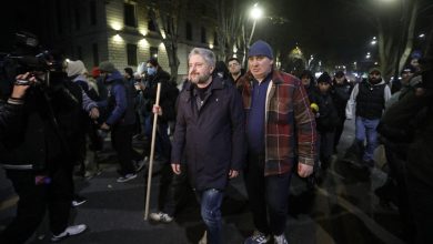 un des leaders de l’opposition battu et arrêté par la police