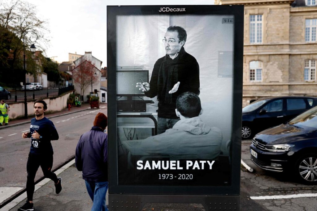 Au procès de l’assassinat de Samuel Paty, une mise en examen « sans faiblesse mais sans excès »